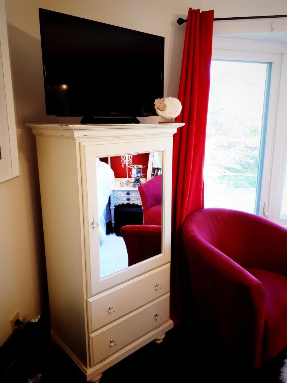 The Tartan House Bed & Breakfast Ajax Εξωτερικό φωτογραφία