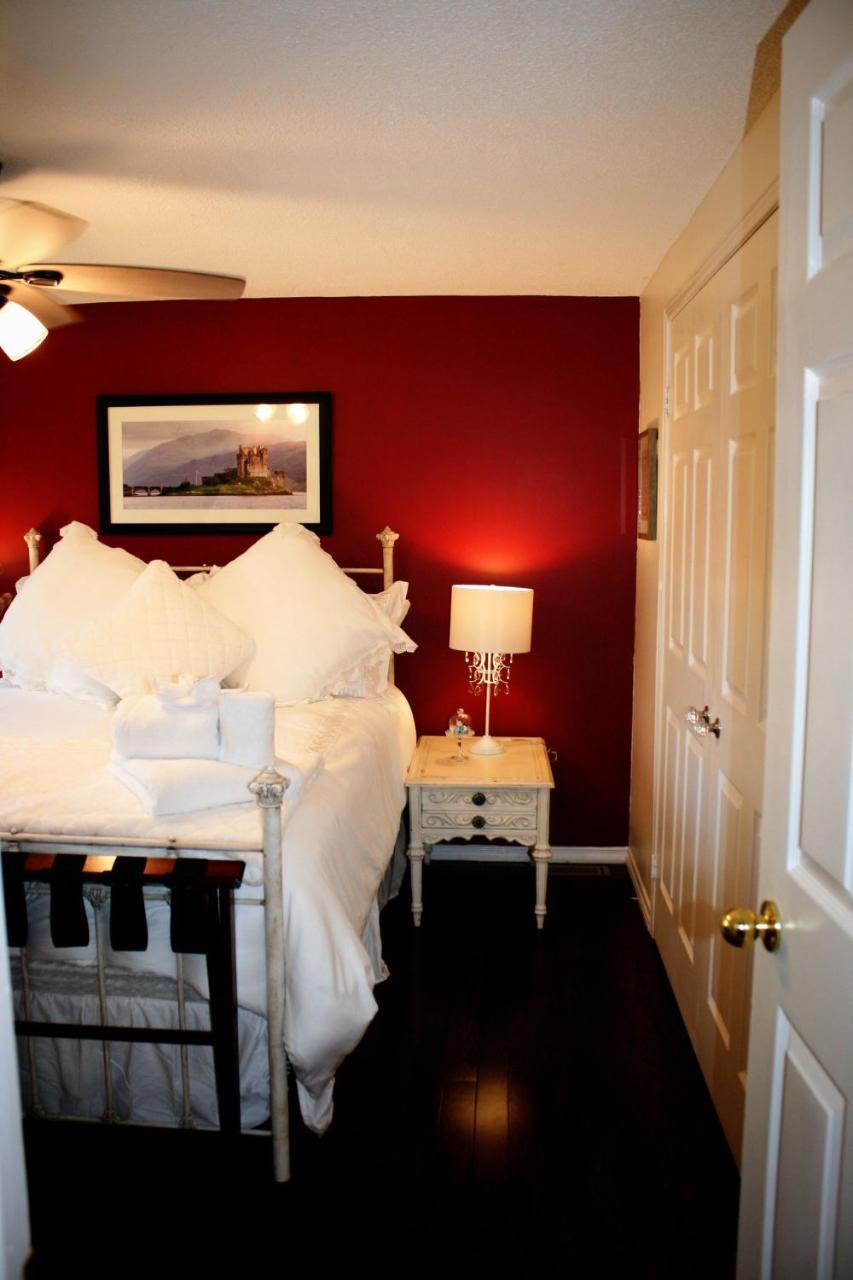 The Tartan House Bed & Breakfast Ajax Εξωτερικό φωτογραφία