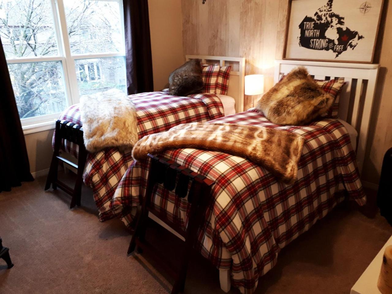 The Tartan House Bed & Breakfast Ajax Εξωτερικό φωτογραφία