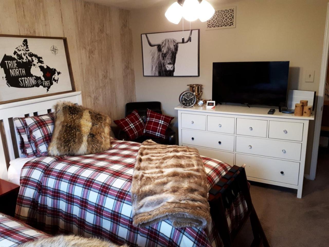 The Tartan House Bed & Breakfast Ajax Εξωτερικό φωτογραφία
