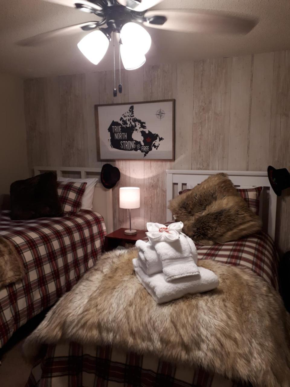 The Tartan House Bed & Breakfast Ajax Εξωτερικό φωτογραφία